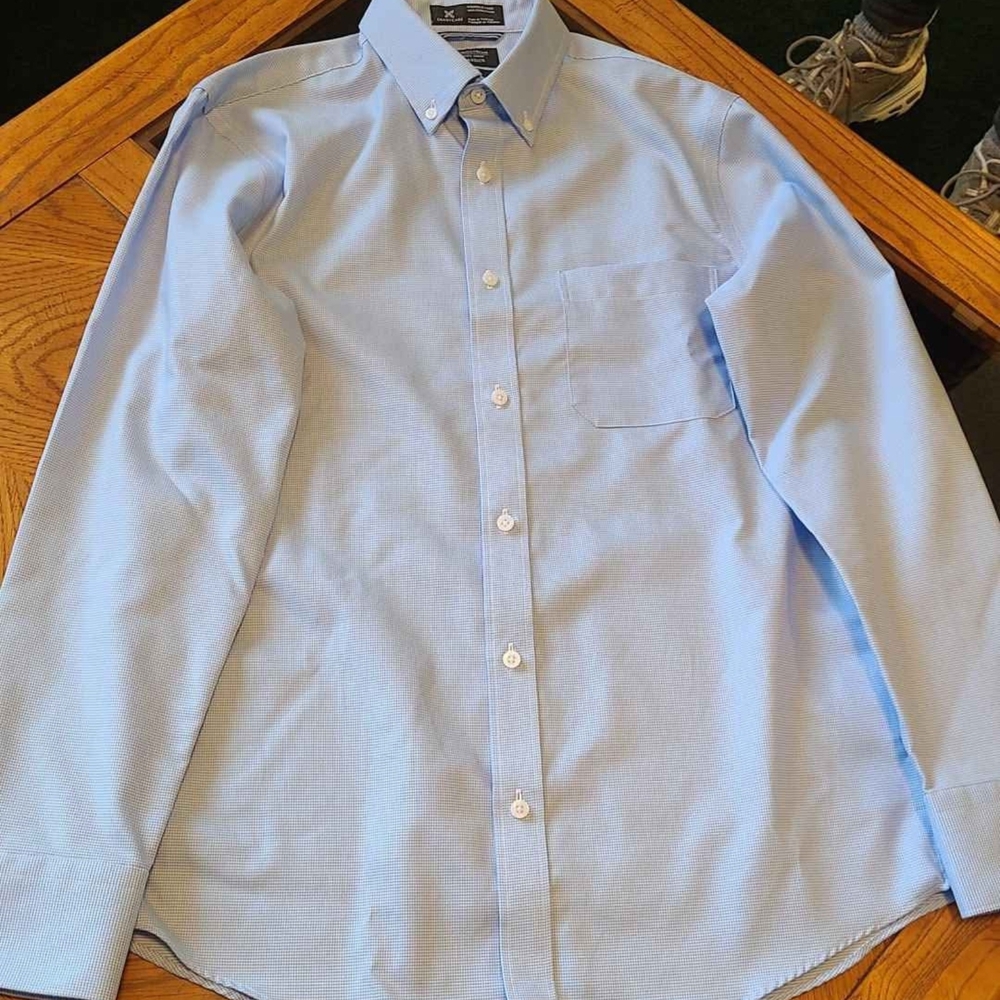 Men's Nordstrom Classic Med reg 100% Cotton button down collar wrinkle free